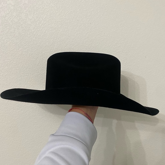 Resistol Cowboy Hat - Picture 4 of 4